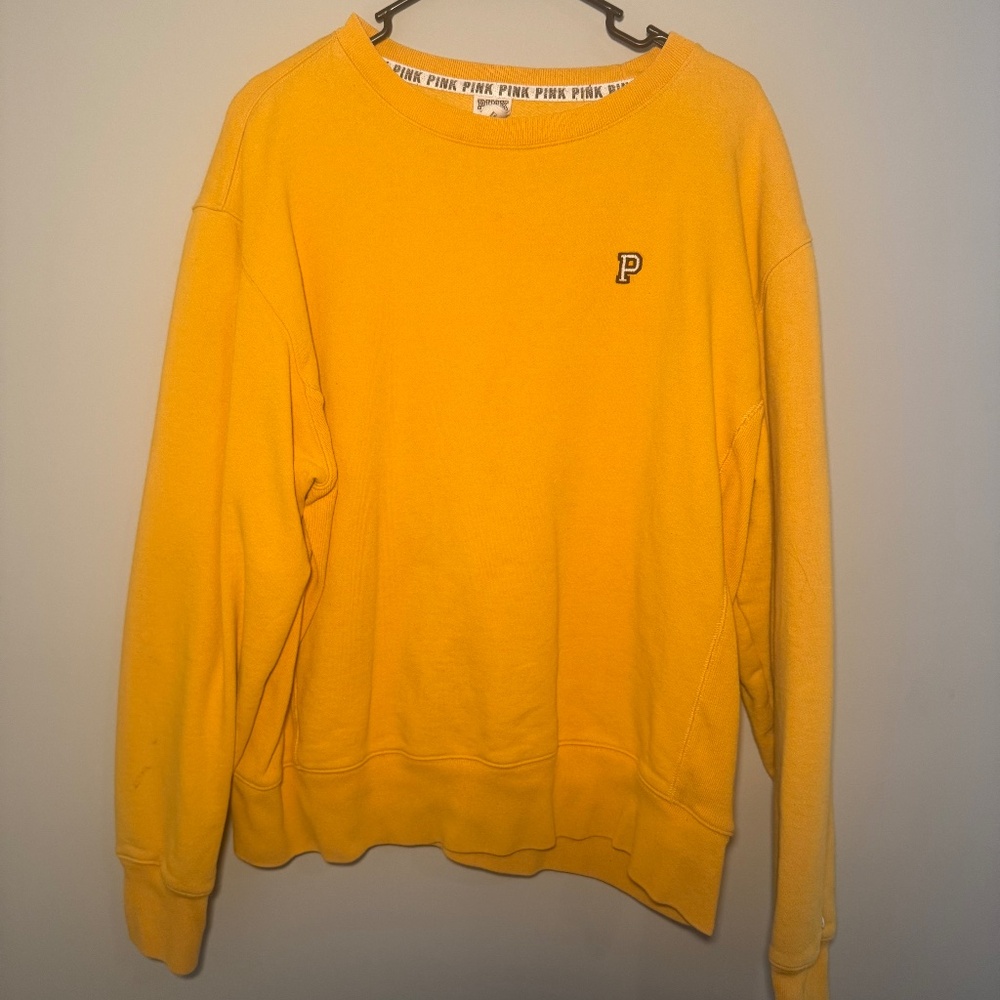PINK Victoria’s Secret Yellow Crewneck Sweatshirt Women’s Large Logo Pullover